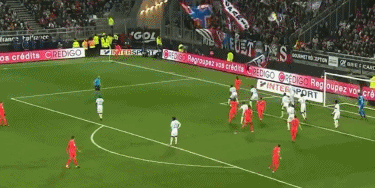 德甲60年头一遭！中国乒乓名将登传奇封面，王励勤都要偷师