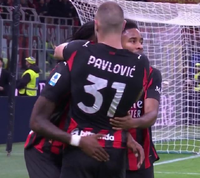 维多利亚面对马德里在圣马梅斯：阿诺德和卡马万加受伤