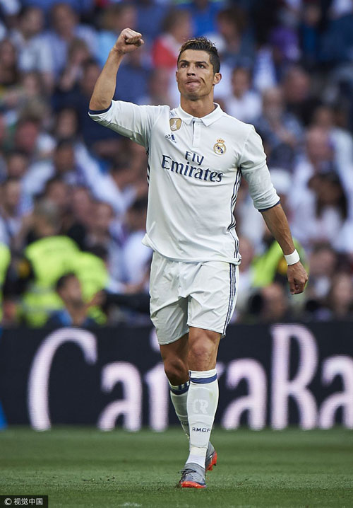 弗莱肯：曼城的阵容确实令人意外；我们配得上这三分