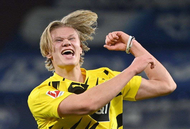 杜兰特关键三分，锁定比赛胜利